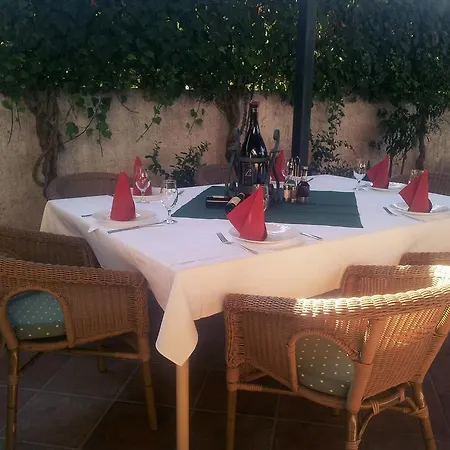 ラグーナ ホテル 3*