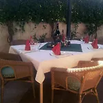 Laguna Hotell 3*
