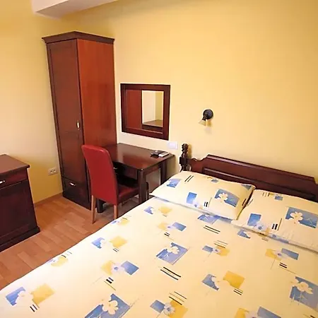 Laguna 3* Подгориця
