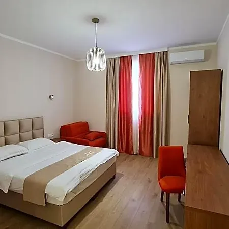 Laguna 3* Подгориця