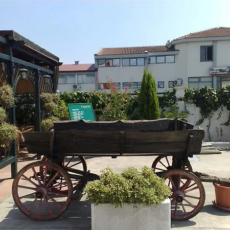 Laguna 3* Ποντγορίτσα